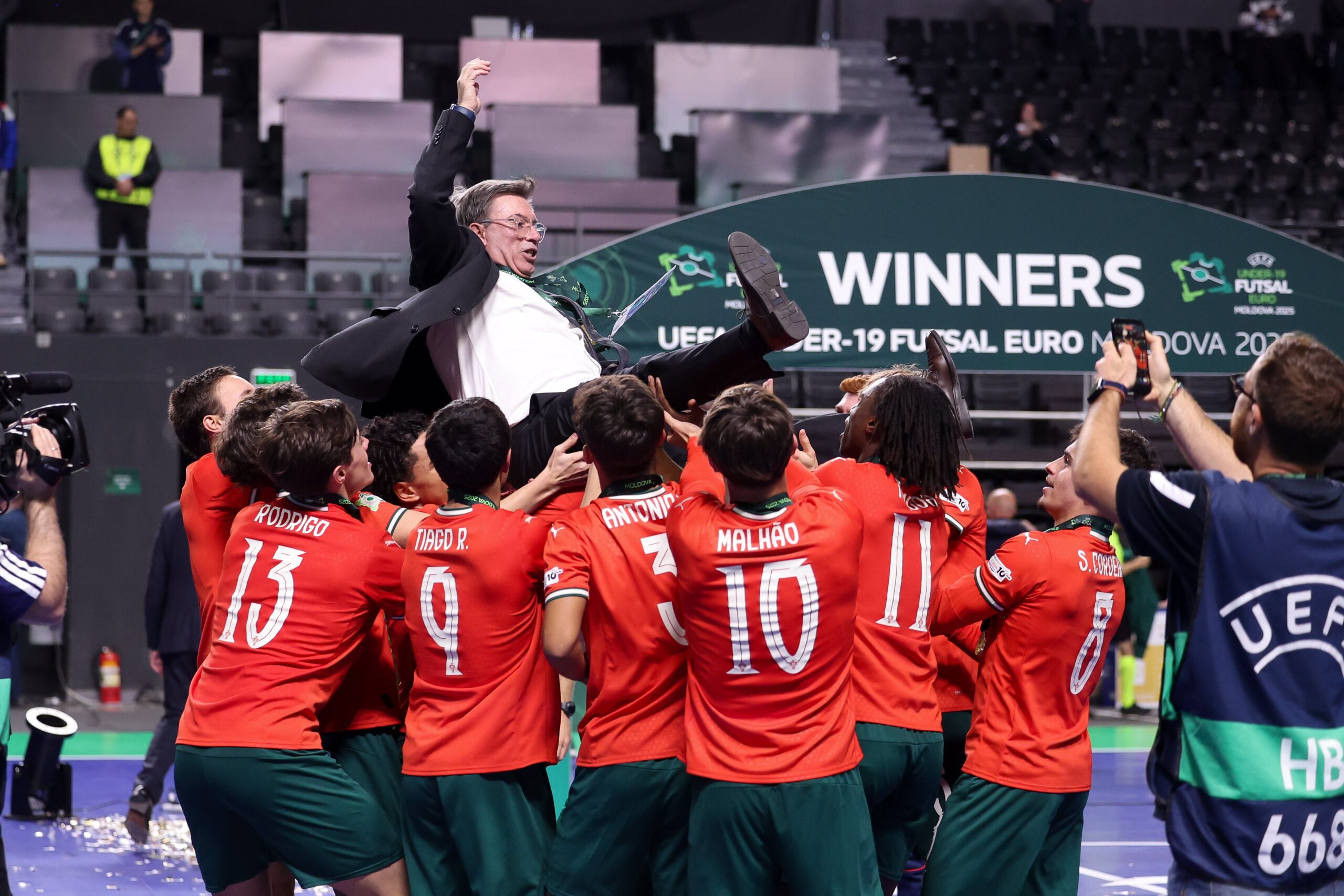 Portugal sagra-se bicampeão europeu de futsal de sub-19
