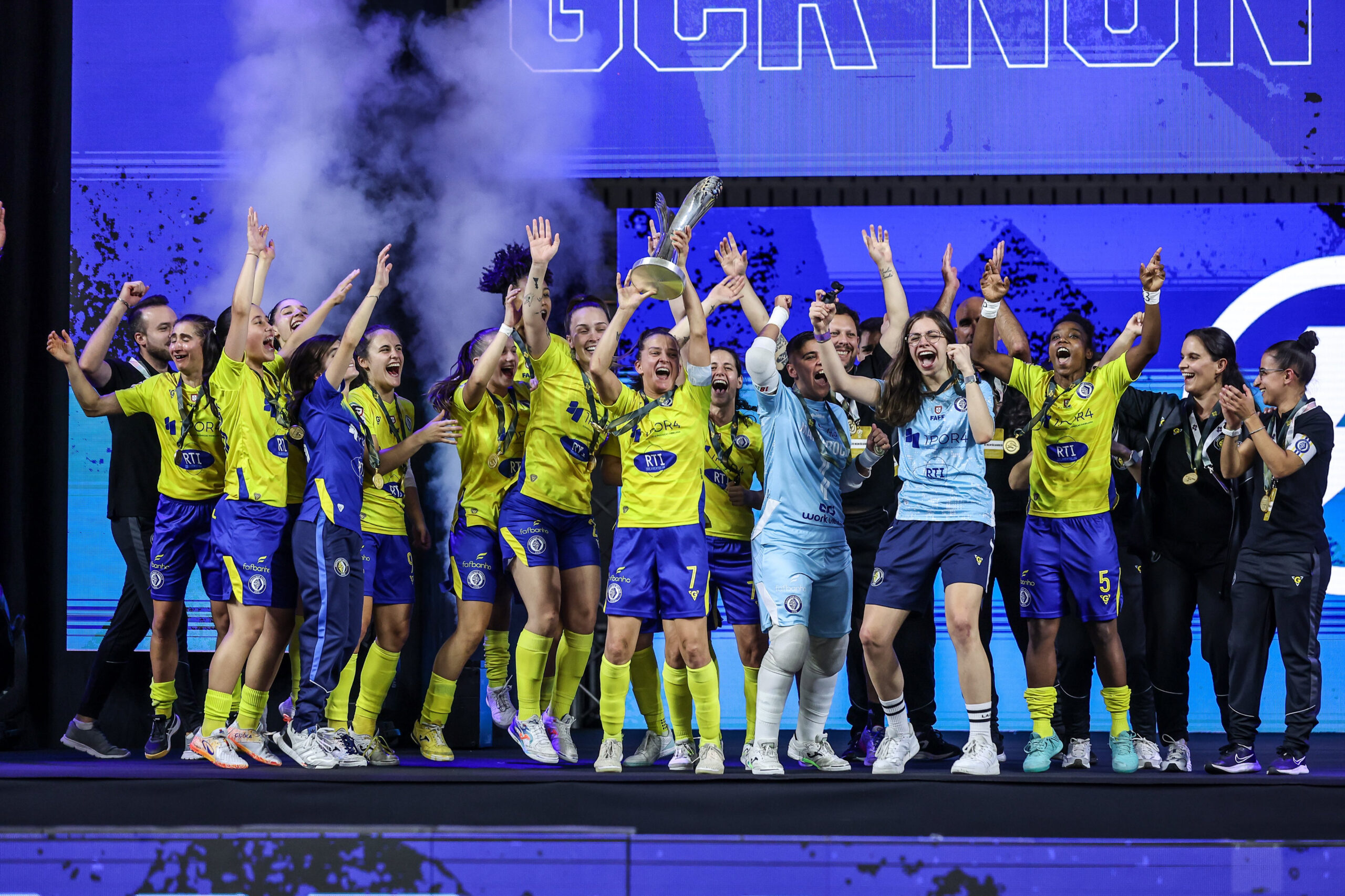 Nun´Álvares conquista supertaça de futsal feminino em Gondomar