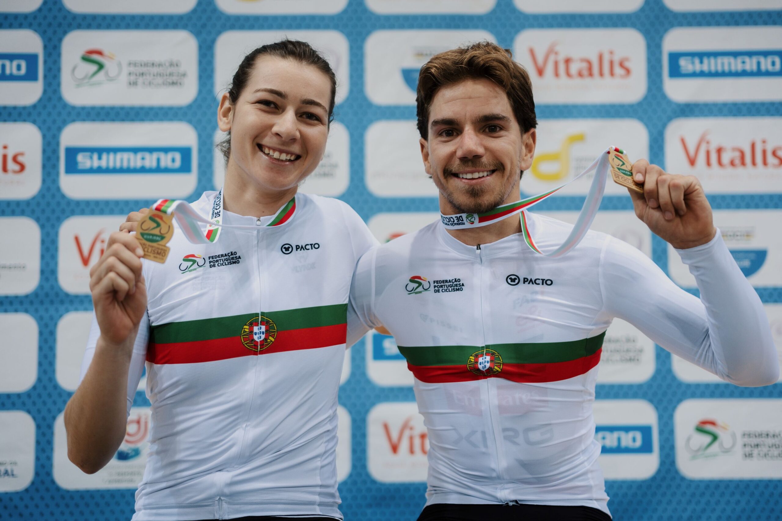 Ciclistas Rui Oliveira e Daniela Campos brilharam no Velódromo de Sangalhos