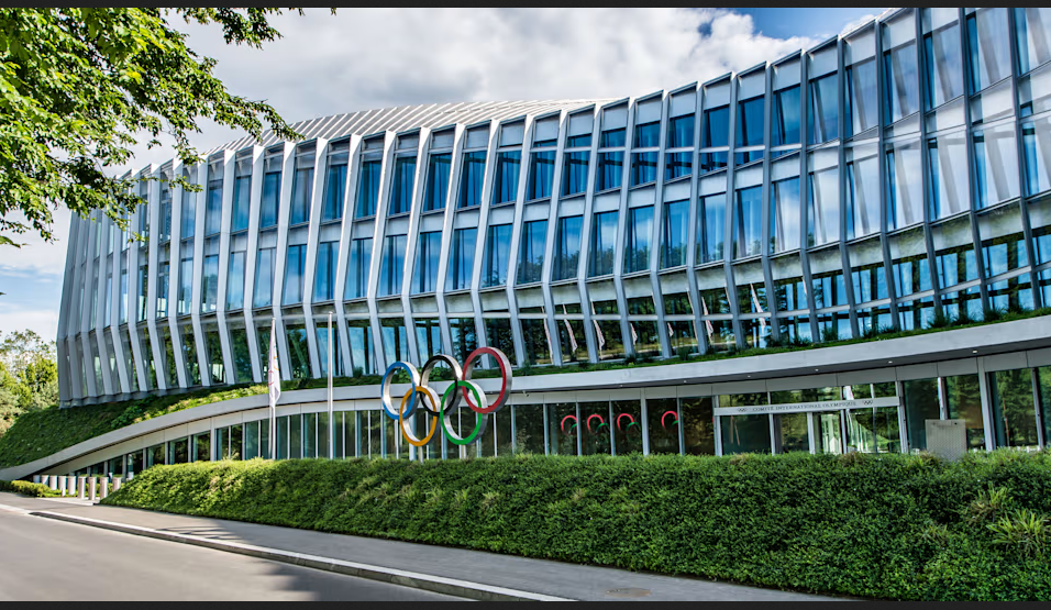 COI anuncia que participação em provas femininas volta a estar limitada ao “género biológico feminino”
