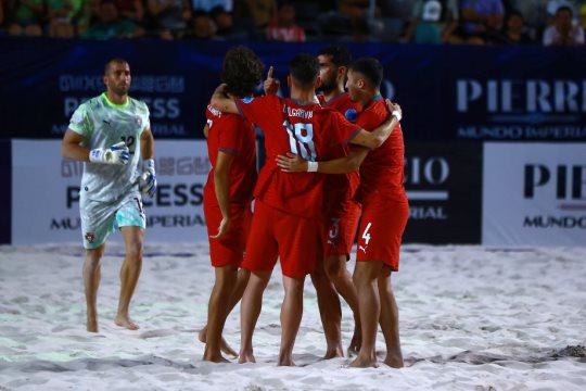 Seleção portuguesa de futebol de praia segunda colocada no Acapulco Cup (México)