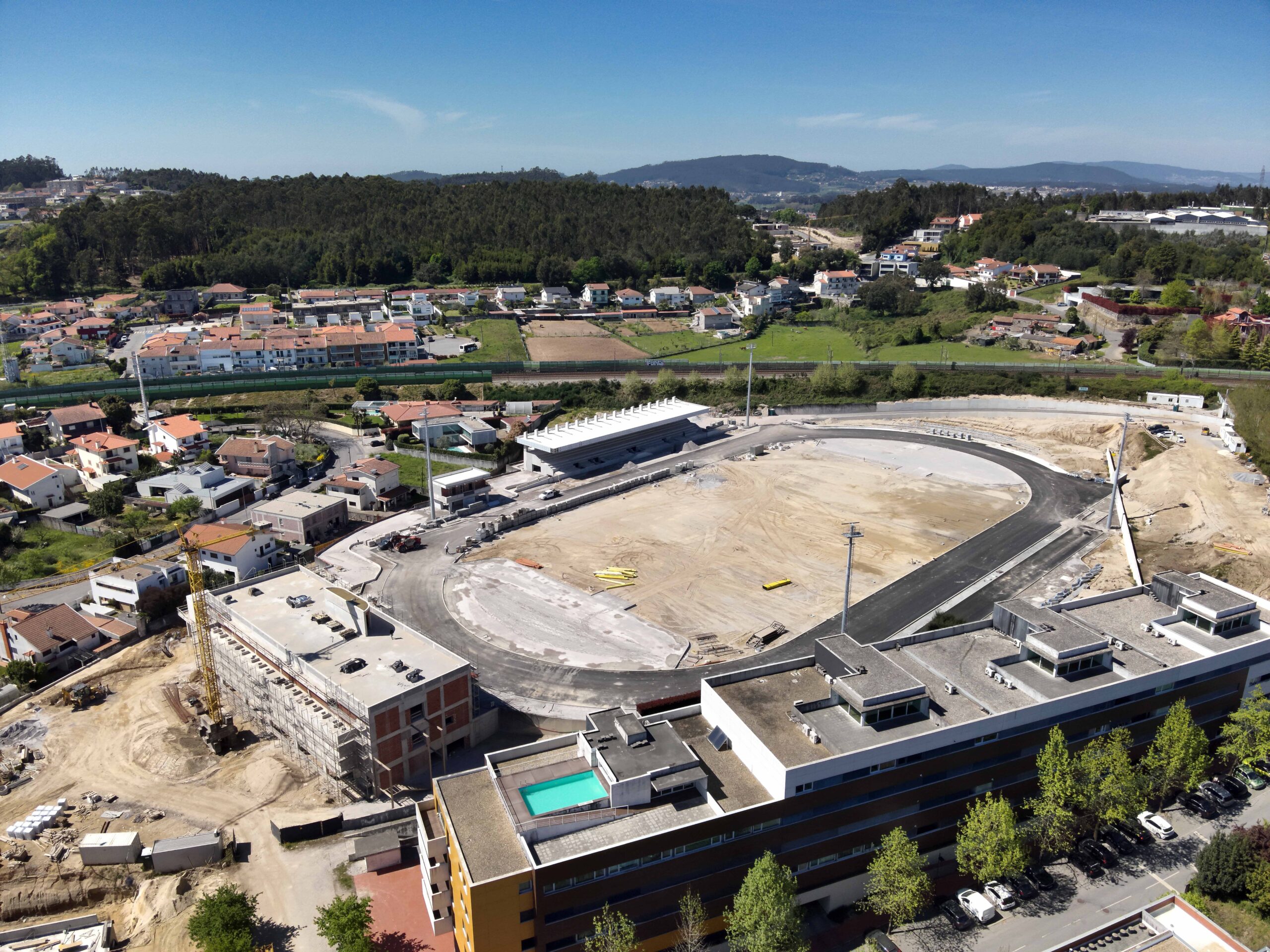Futuro Centro de Atletismo de Famalicão será “o melhor complexo do país” e projeta ser centro de Alto Rendimento