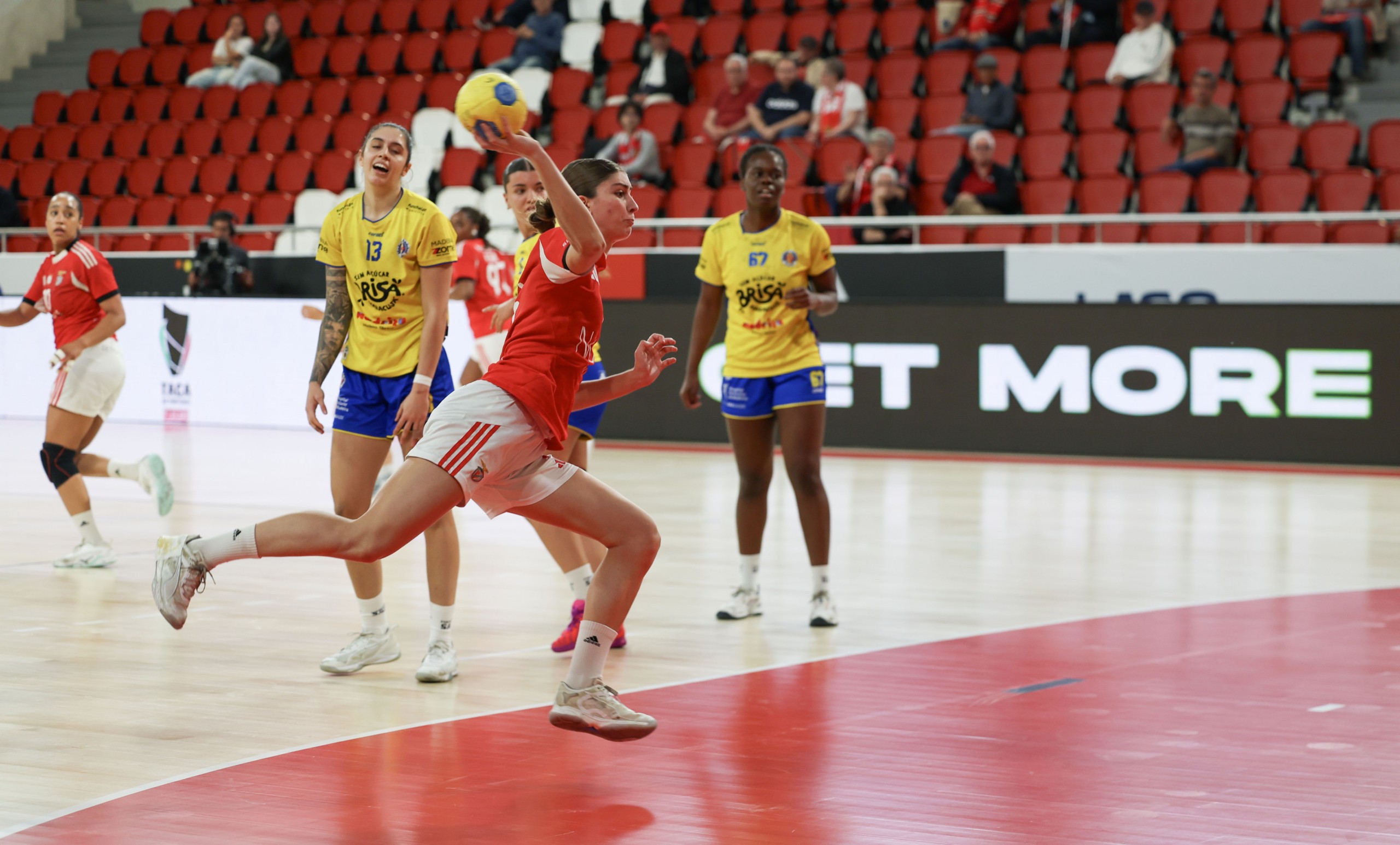 CJ Almeida Garret e Benfica na final da Taça de Portugal de Andebol Feminino