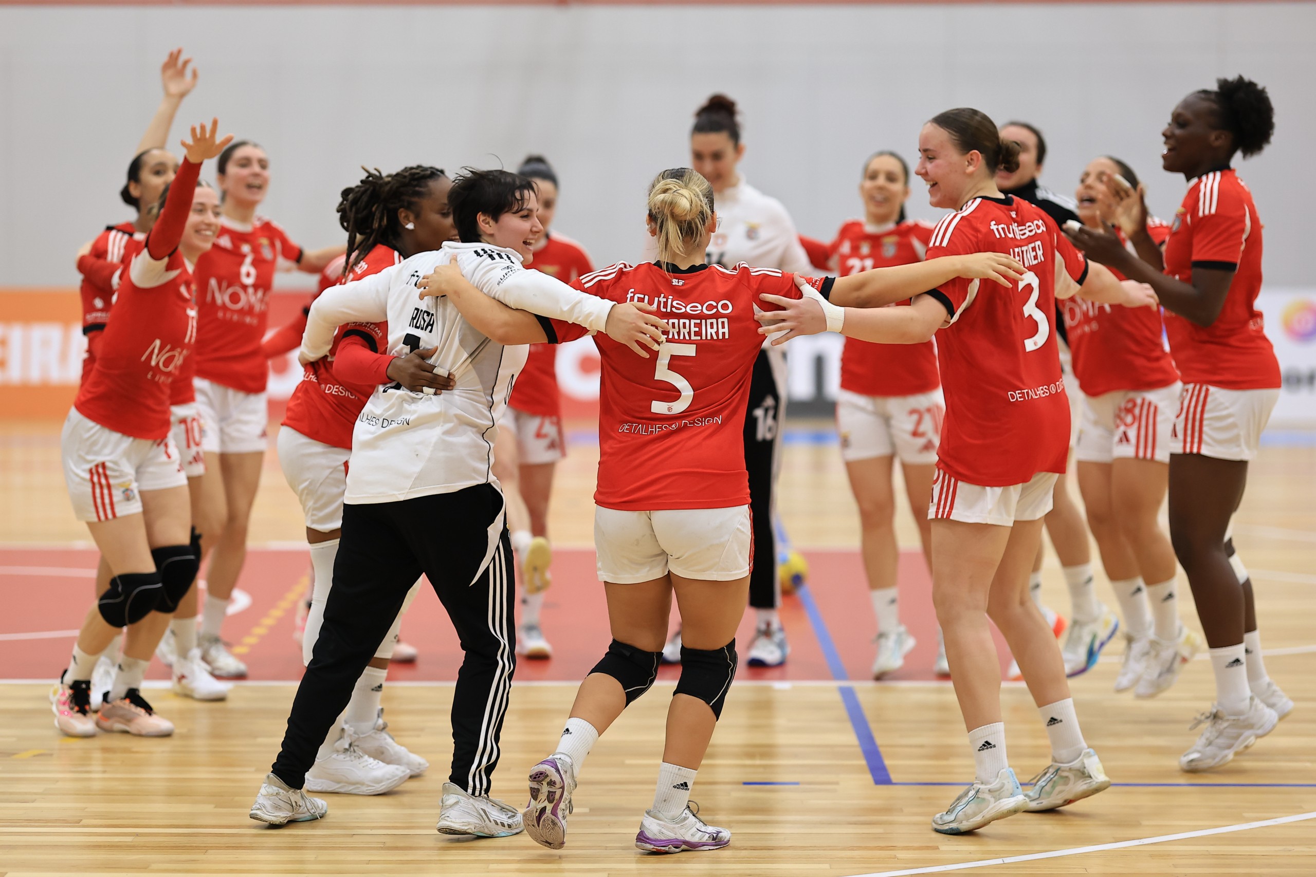Benfica sagra-se pentacampeão nacional de andebol feminino