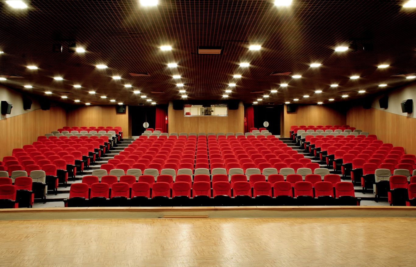 “O Treinador no Centro do Desenvolvimento Desportivo” vai estar em debate no Auditório Municipal de Albufeira