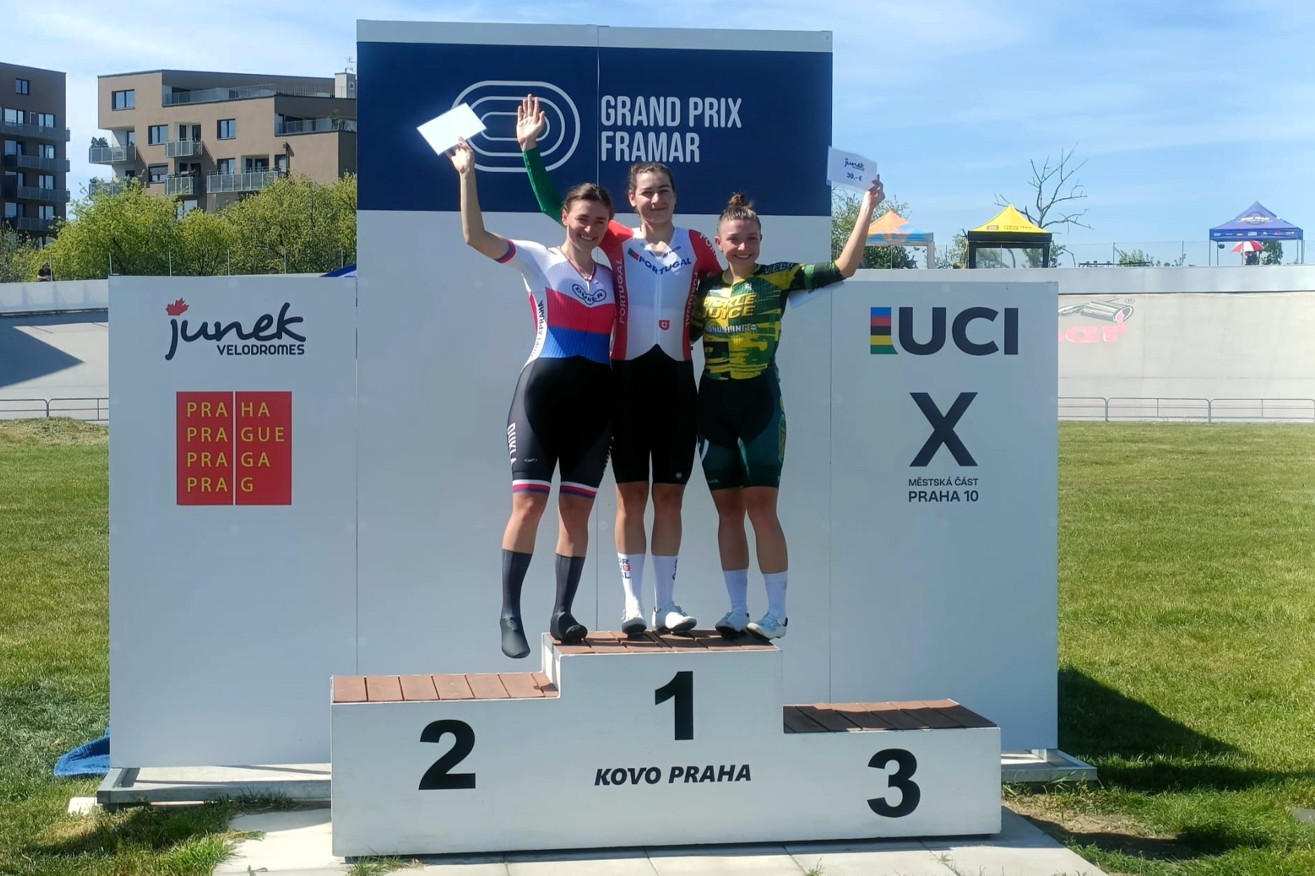 Ciclista olímpica lusa Daniela Campos brilha no GP Junek Velodromes de pista