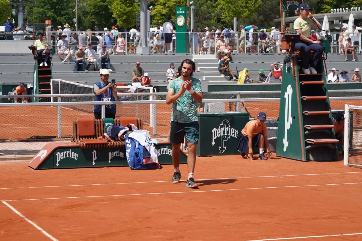 Luso Jaime Faria continua a fazer história e está na terceira ronda do Roland Garros